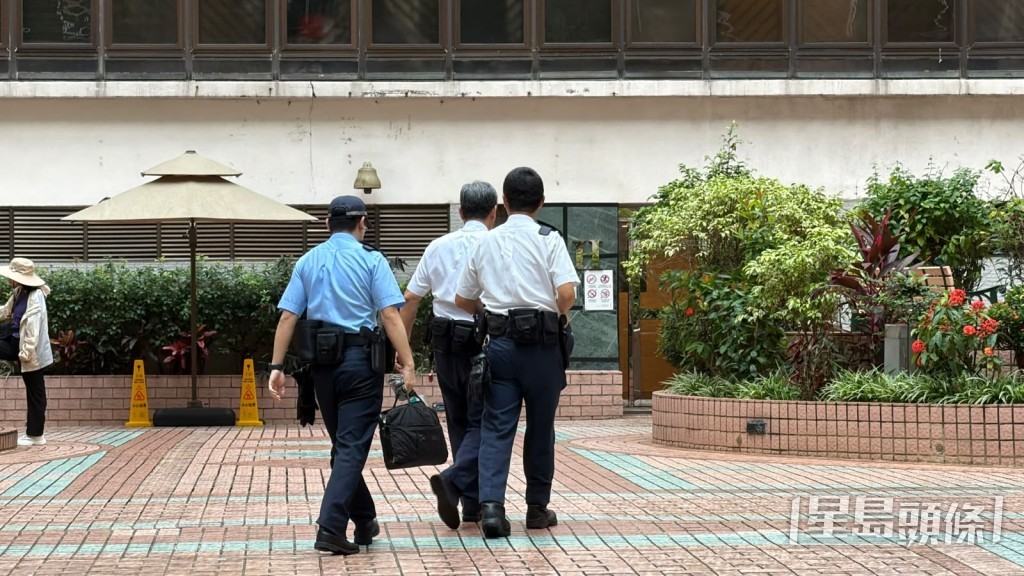 警員到場調查。梁國峰攝 警員到場調查。梁國峰攝