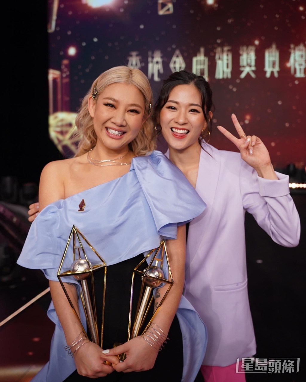 陳懿德是欣宜fans。 陳懿德是欣宜fans。