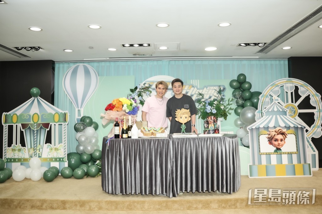 劉威煌和譚輝智常互窒。