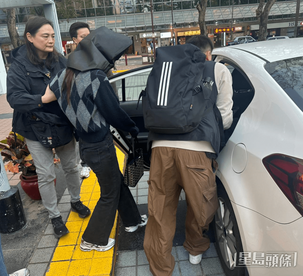 警方拘捕7名男女。警方提供 警方拘捕7名男女。警方提供