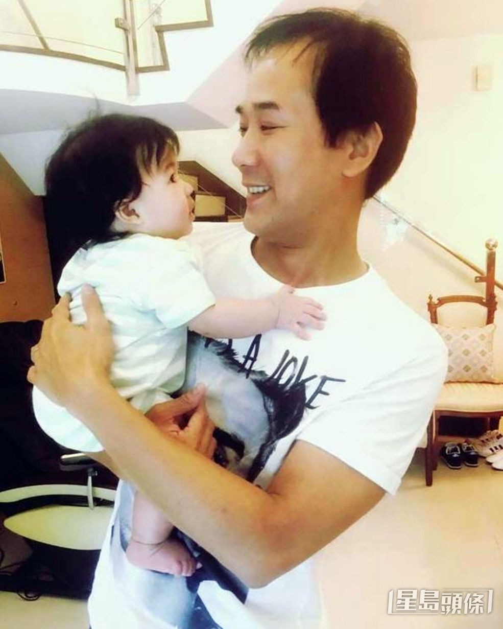 Marco於2010年結婚,獨子近10歲。 Marco於2010年結婚,獨子近10歲。