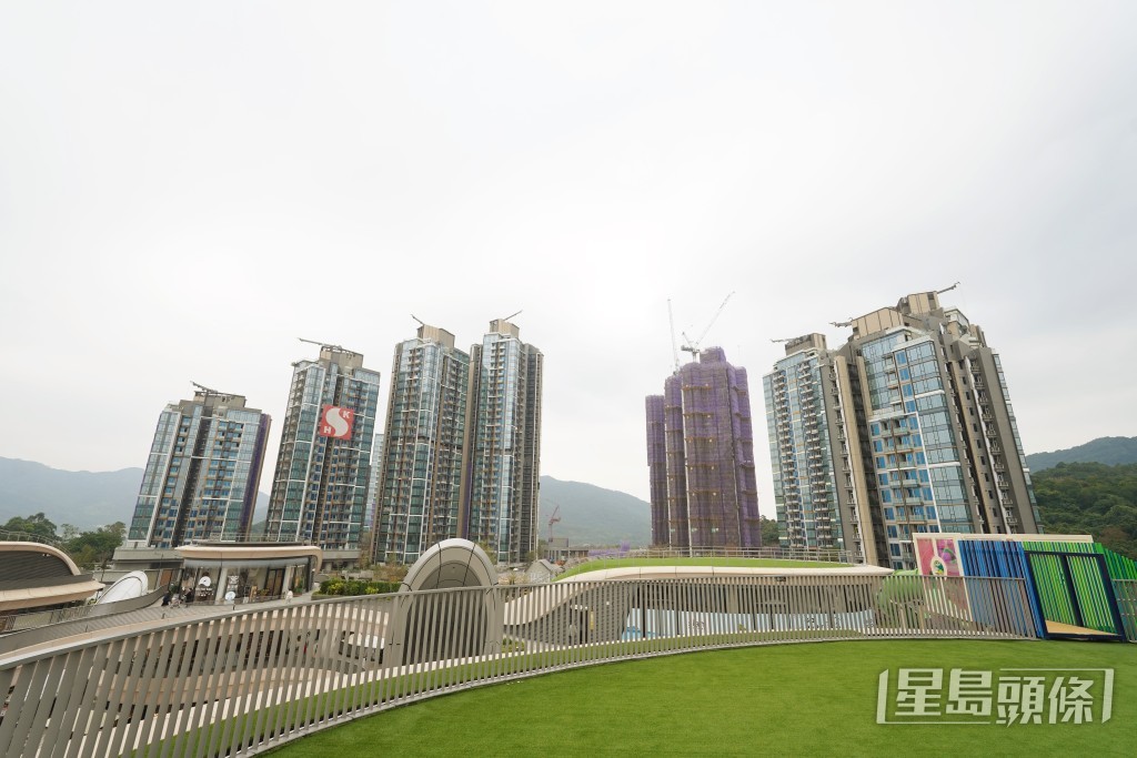 西沙項目為新地近年繼屯門NOVO LAND後最大型的項目，整體料共提供逾萬伙供應。