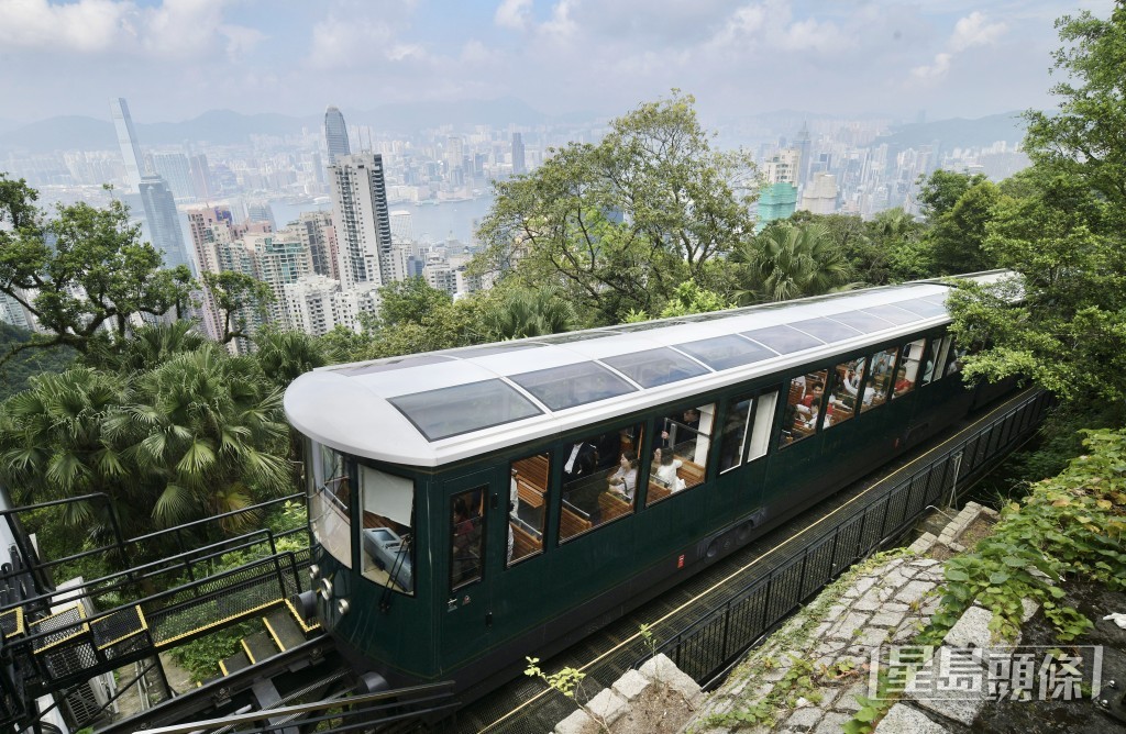 圖為山頂纜車。 圖為山頂纜車。