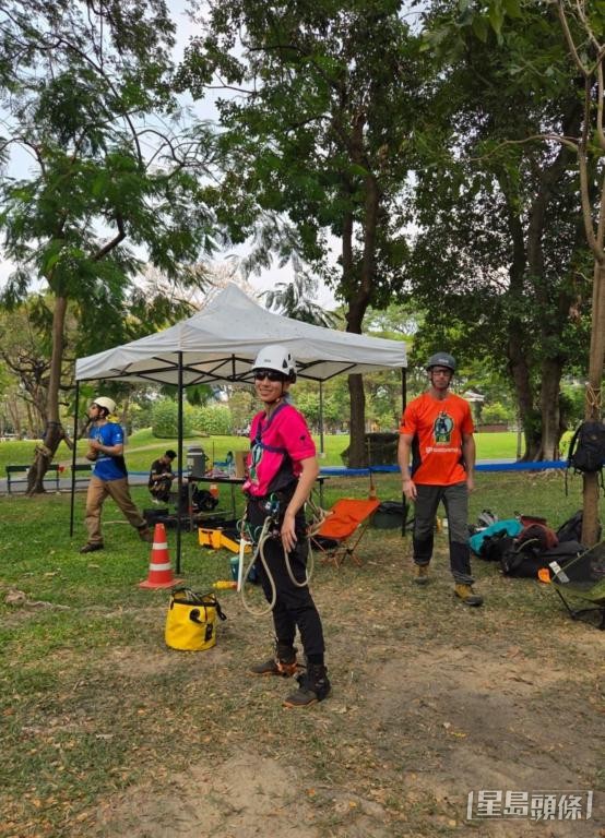 李绮璇每年自费参与4至5次海外赛事，与各地选手交流技术与经验。 受访者提供