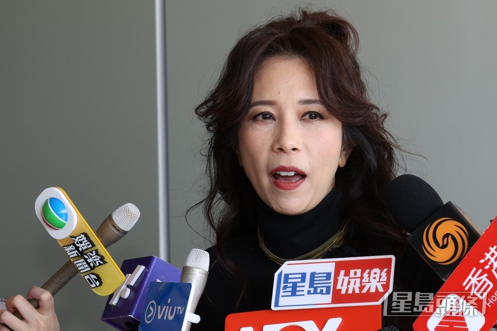 莫文蔚透露老公正在學中文。 莫文蔚透露老公正在學中文。