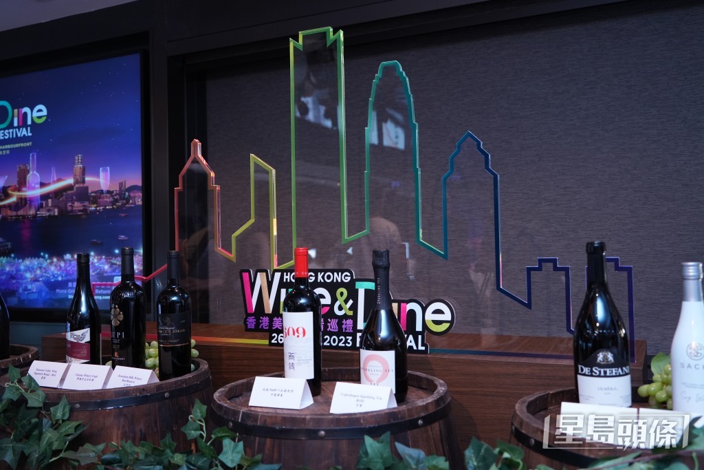 「香港美酒佳餚巡禮」(Wine & Dine)於10月26日至10月29日,回歸中環海濱活動空間。(吳艷玲攝) 「香港美酒佳餚巡禮」(Wine & Dine)於10月26日至10月29日,回歸中環海濱活動空間。(吳艷玲攝)