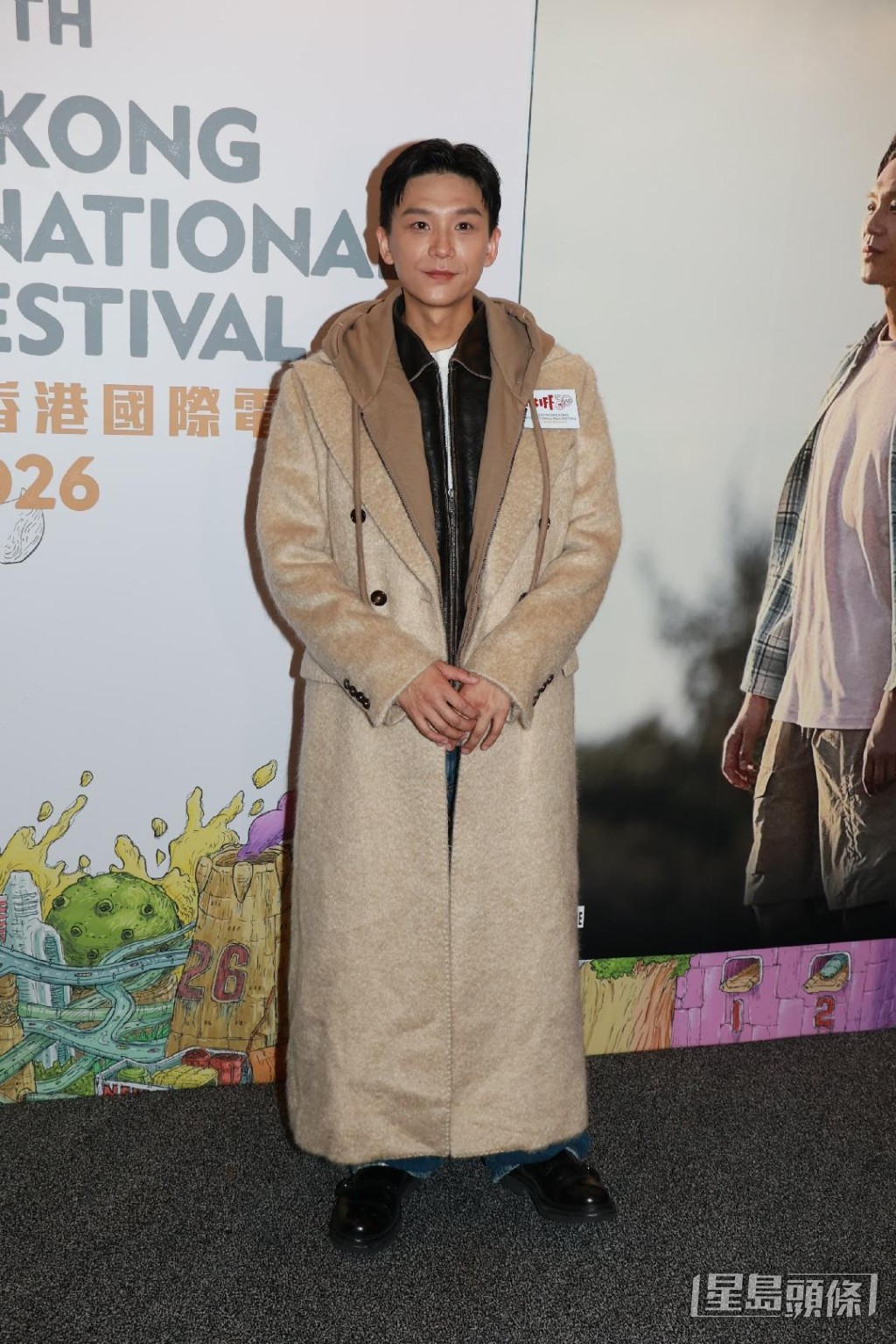 卢镇业笑言自己也是破亿港产片票房演员。