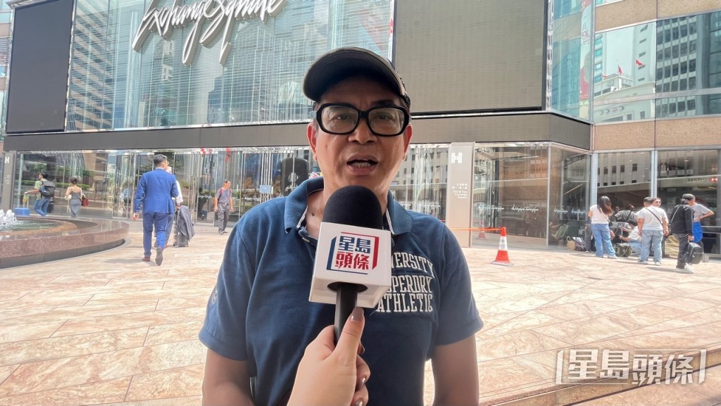 另一发起人暨秘书游先生是当年屠杀受害人的家属，对回忆痛入心扉，望港人勿忘历史。谢晓雅摄
