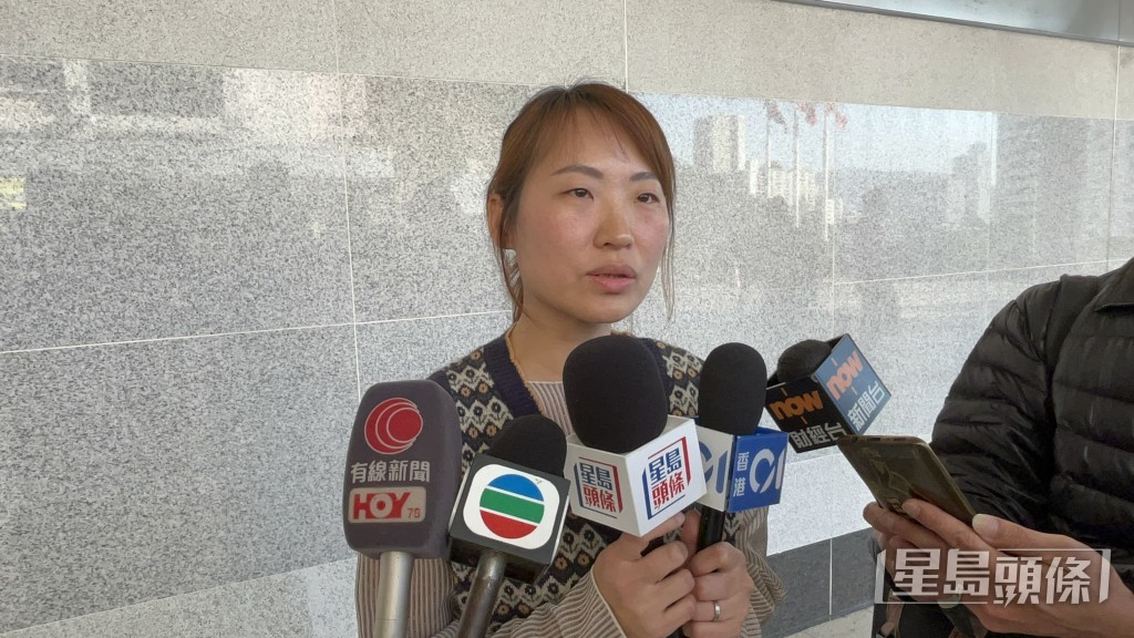 工業傷亡權益會總幹事蕭倩文到醫院了解情況。曾志恆攝 工業傷亡權益會總幹事蕭倩文到醫院了解情況。曾志恆攝
