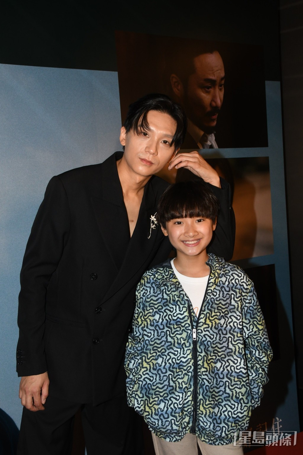 盧鎮業讚梓樂好有心。