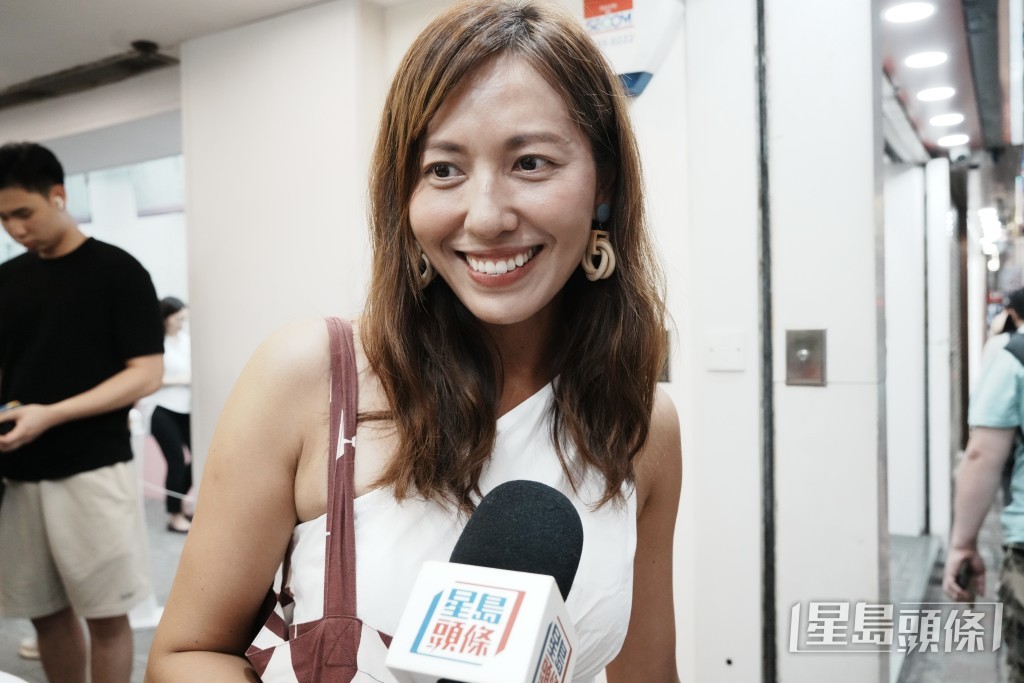 市民毛小姐表示日圓下跌確令在當地消費更划算。