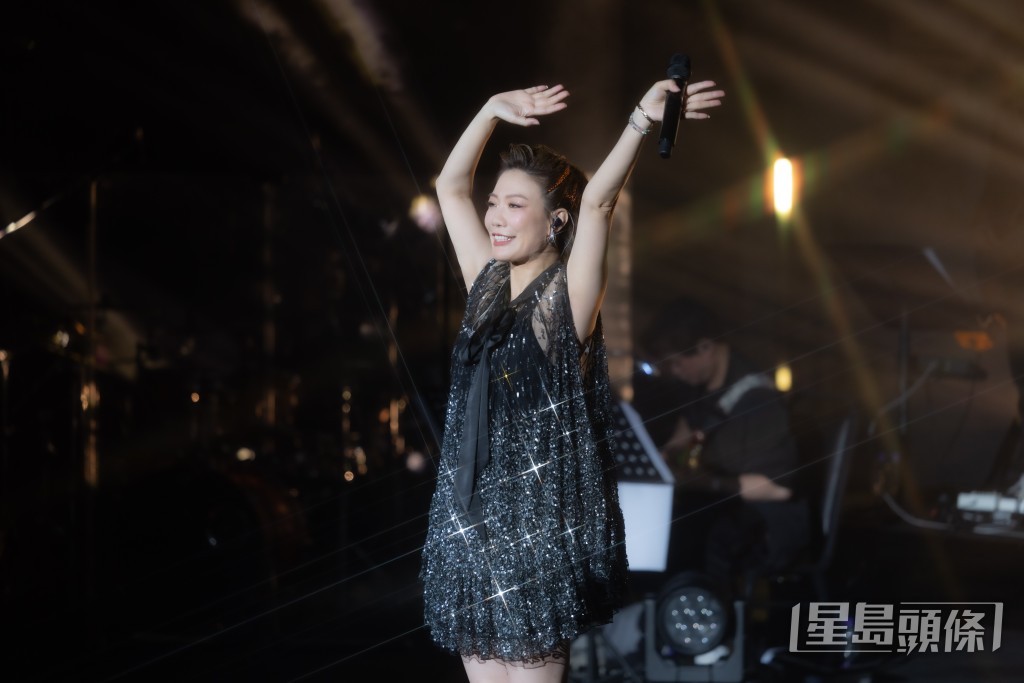 龍婷很高興能與大家一同走過、一同經歷。
