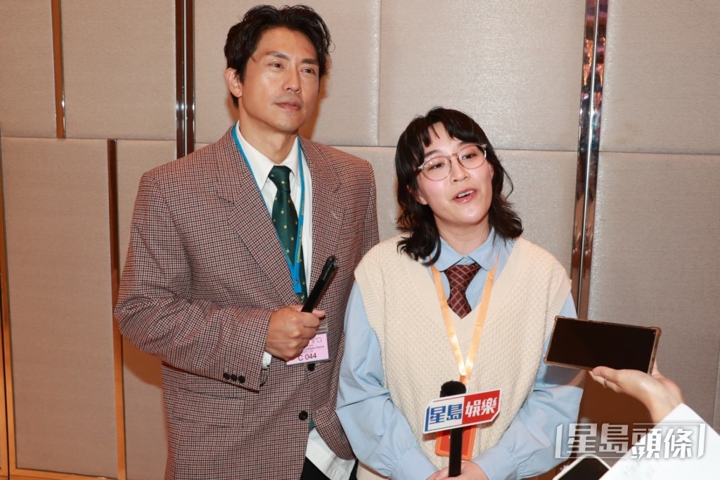 森美指身邊的拍檔一個比一個搵得多。 森美指身邊的拍檔一個比一個搵得多。