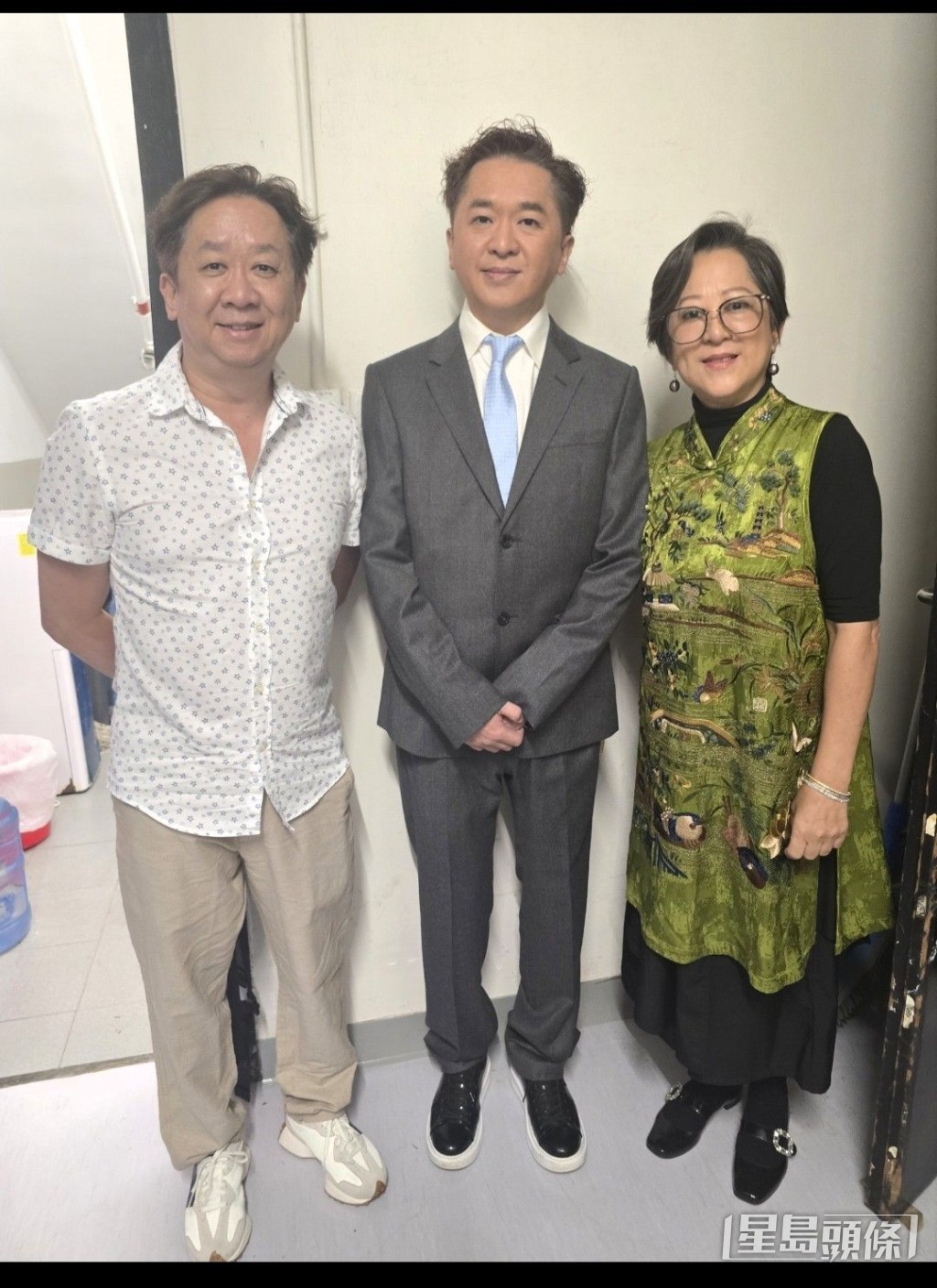 兆榮、兆尊和翠玉很支持舉辦《紀念新馬師曾誕辰110周年好友演唱會》。 兆榮、兆尊和翠玉很支持舉辦《紀念新馬師曾誕辰110周年好友演唱會》。