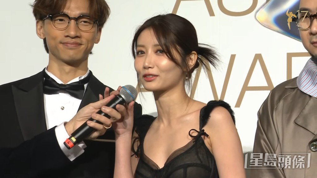 游学修女友陈苡臻今晚打扮性感。 游学修女友陈苡臻今晚打扮性感。