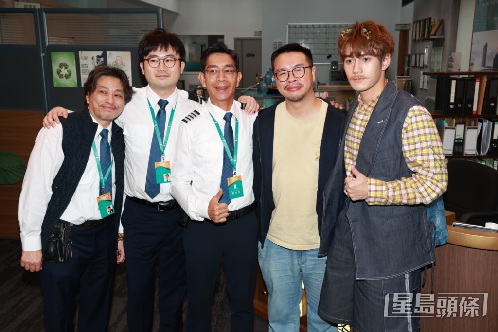 《你的保安李寶安》由何爵天執導,Jeffrey、李尚正、麥沛東等齊演出。 《你的保安李寶安》由何爵天執導,Jeffrey、李尚正、麥沛東等齊演出。