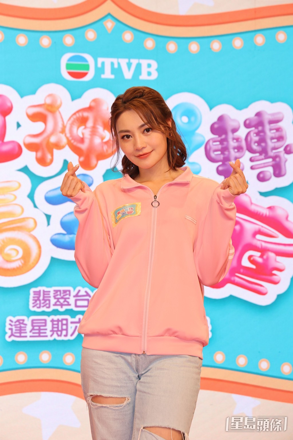 關嘉敏於新一年努力keep fit。