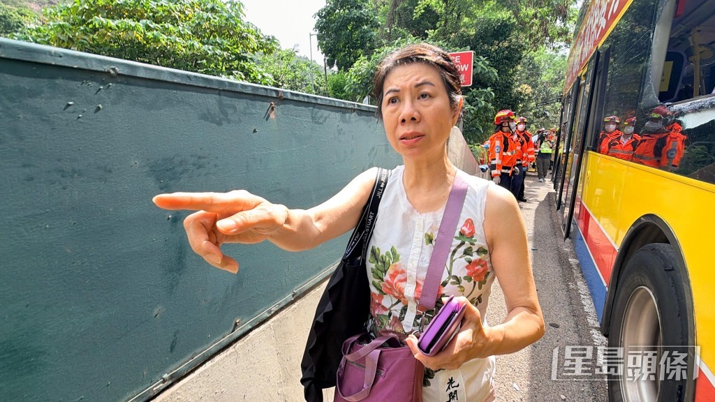 上層乘客阮女士講述事發經過仍猶有餘悸。梁國峰攝 上層乘客阮女士講述事發經過仍猶有餘悸。梁國峰攝