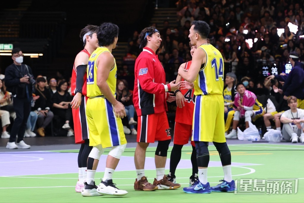 張繼聰似有不滿。 張繼聰似有不滿。