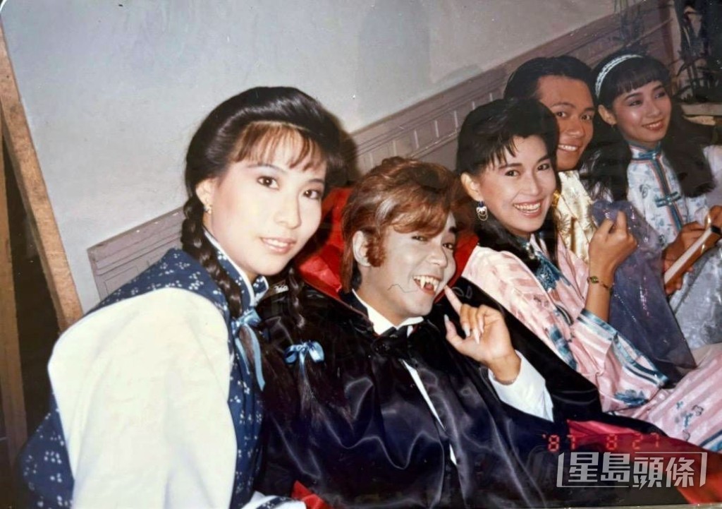 1987年跟林漪娸、余綺霞、張兆輝及毛舜筠拍《殭屍奇兵》。
