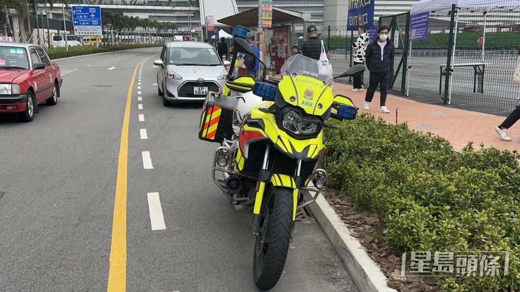 男子慢跑期間暈倒昏迷送院。蔡楚輝攝 男子慢跑期間暈倒昏迷送院。蔡楚輝攝