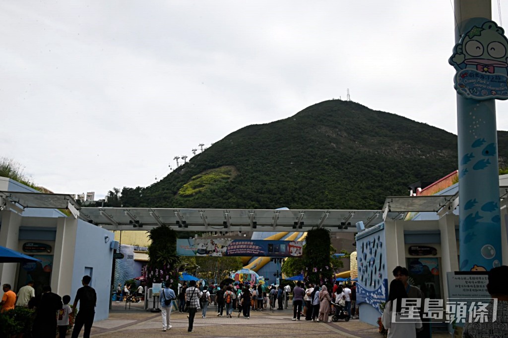 海洋公園近山頂位置有男技工昏迷死亡。楊偉亨攝 海洋公園近山頂位置有男技工昏迷死亡。楊偉亨攝