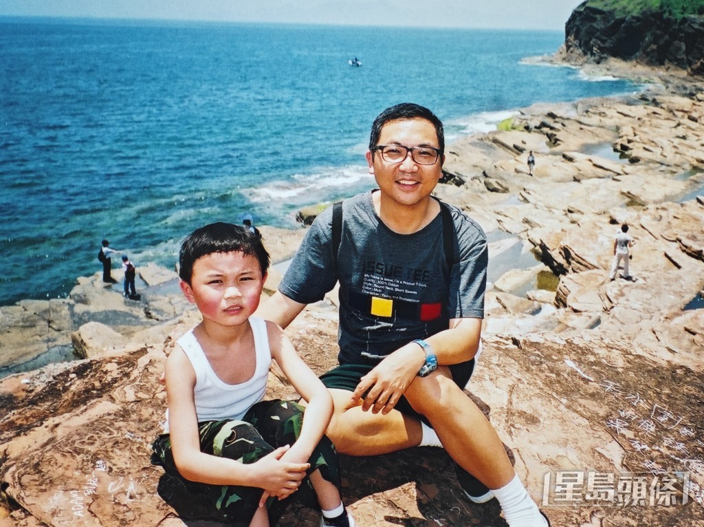潘偉源為咗兒子放棄工作。 潘偉源為咗兒子放棄工作。