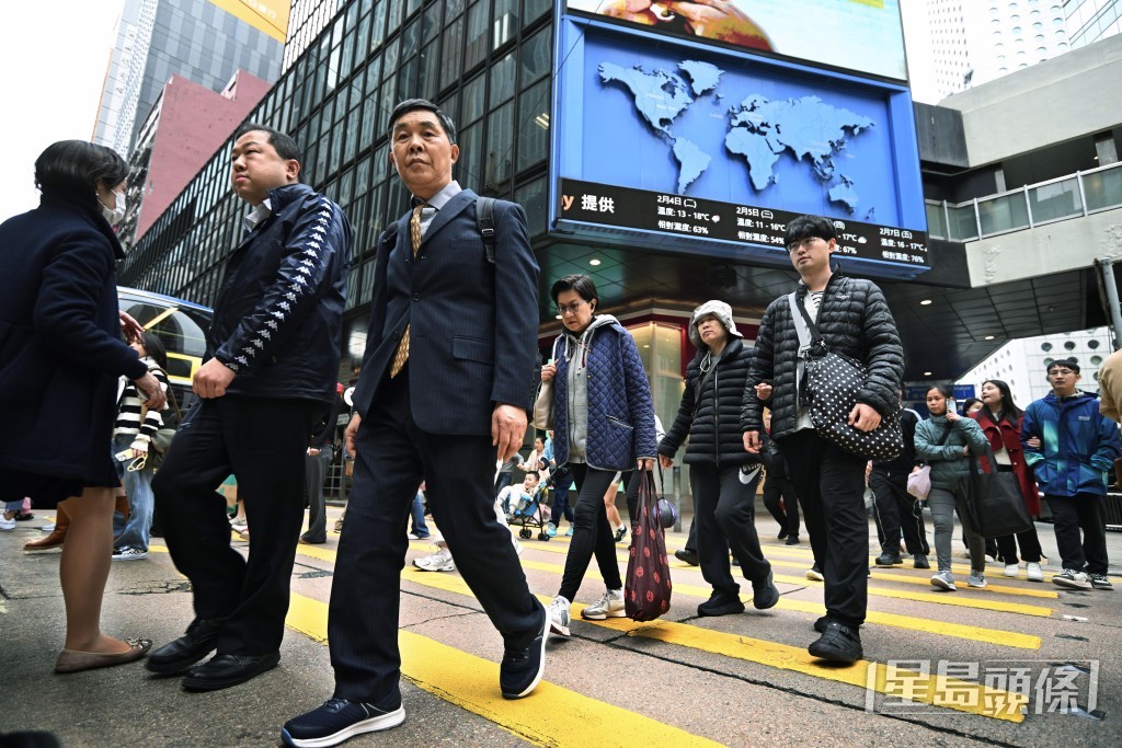 孫玉菡舉高才通為例，指出從2023年初到今年6月底，已經有超過10萬名受養人抵港。
