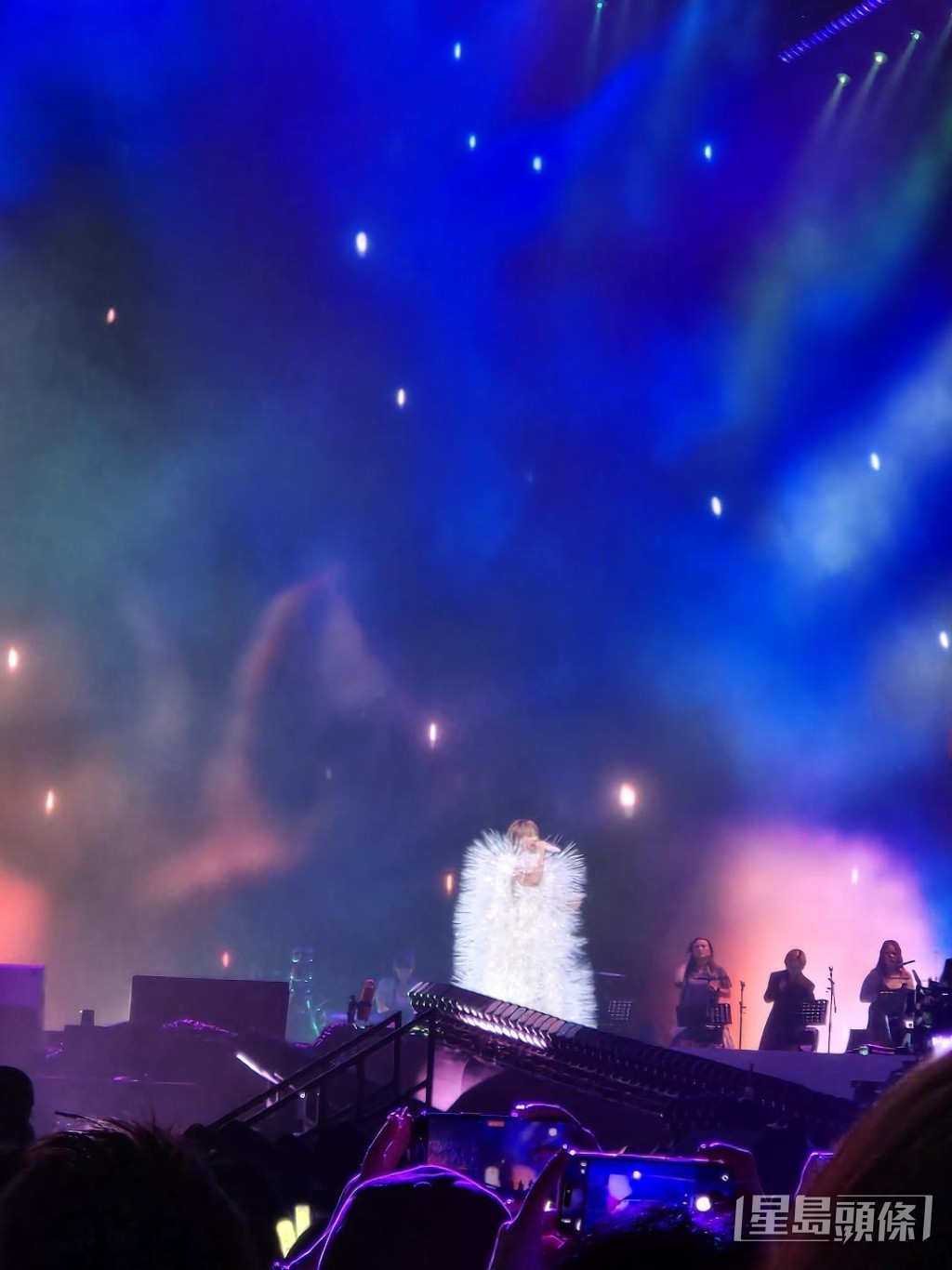 燕姿留下難忘一夜。