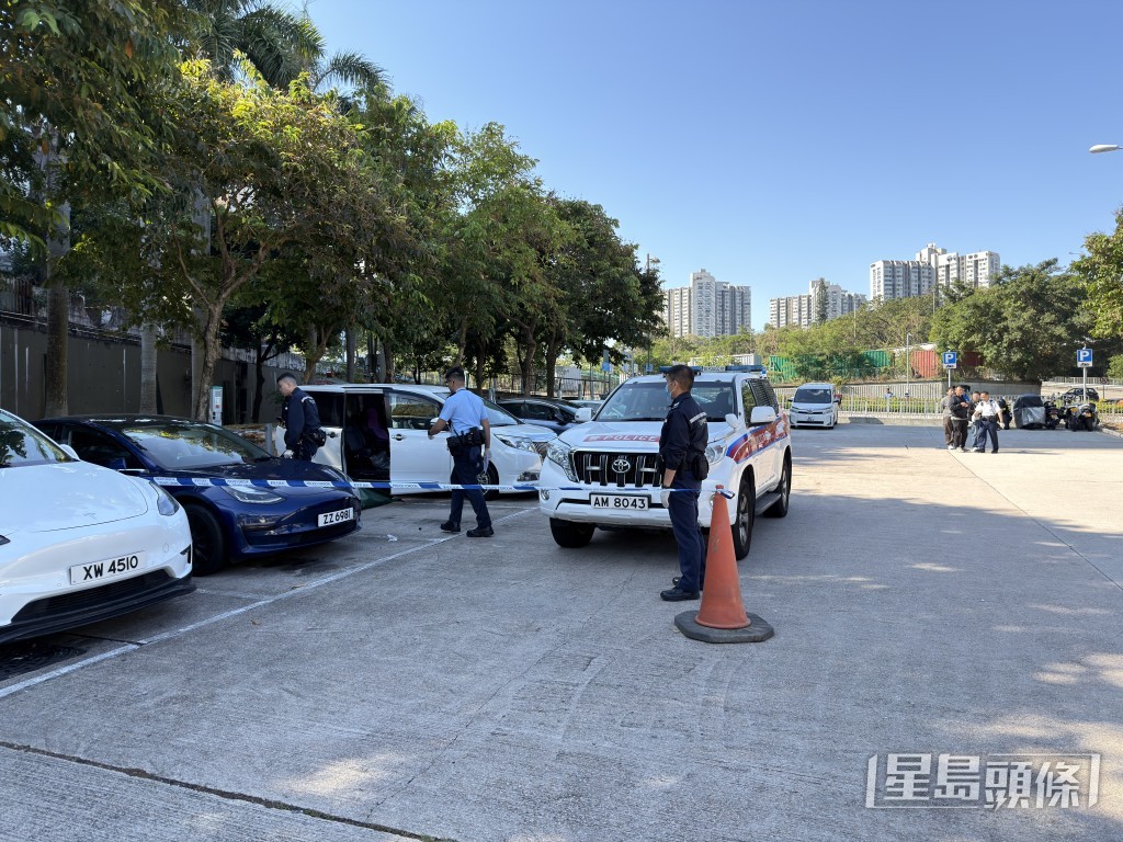 警員到場調查。 警員到場調查。