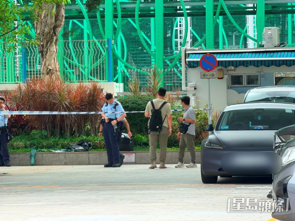 警員到場調查。梁國峰攝 警員到場調查。梁國峰攝