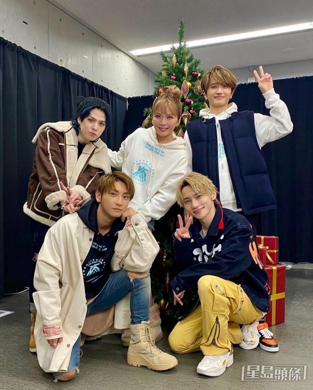 SKY-HI（右二）所屬的組合AAA於2020年宣布無限期暫停活動。