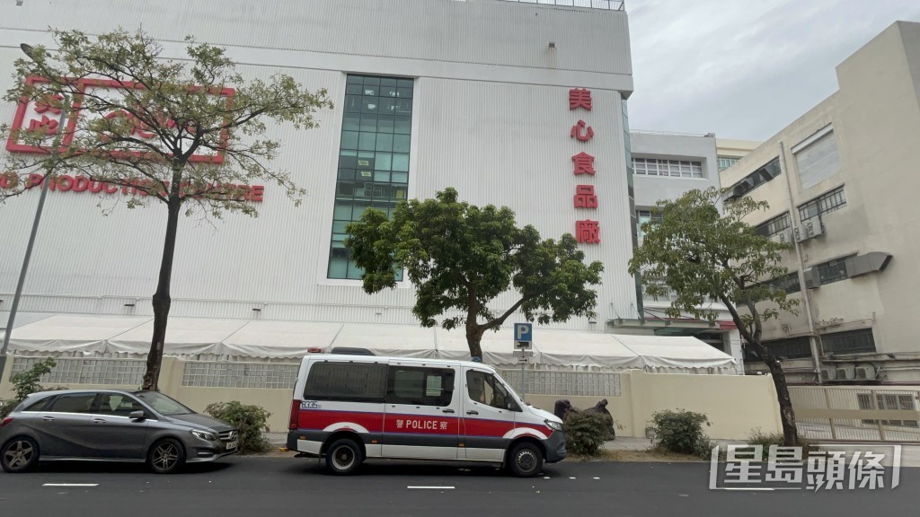 警員到場調查。 警員到場調查。