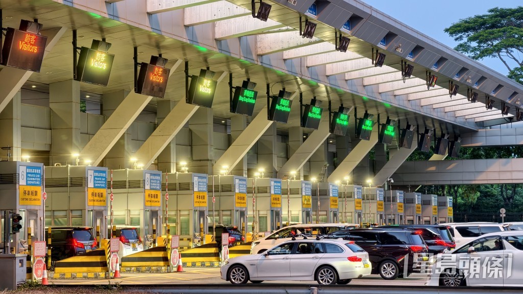 深圳灣口岸北上車流情況。