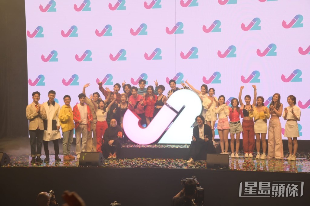 J2台在2022年換上新台徽，同時推介18個新節目。