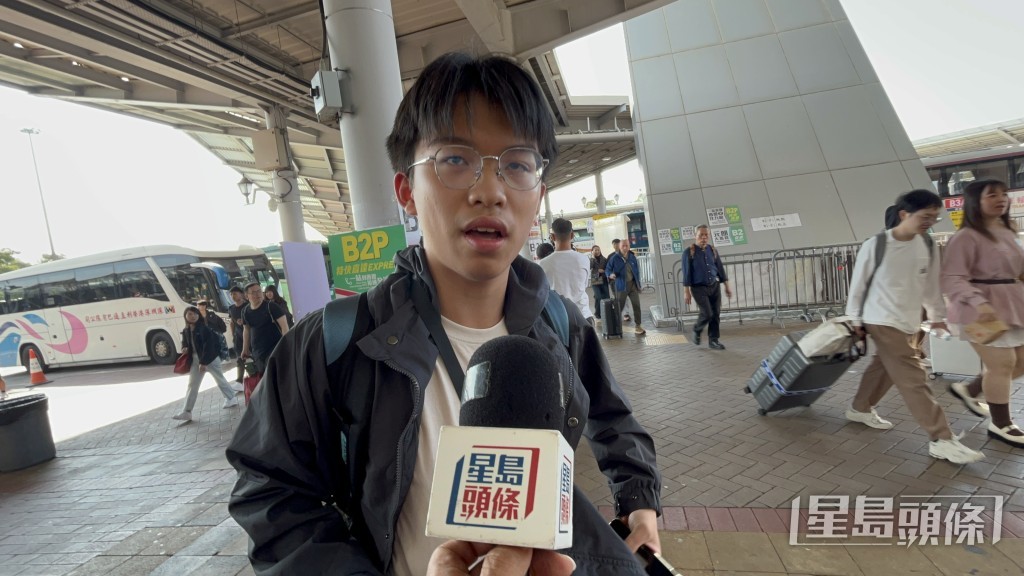 黃同學返福建與家人過年。