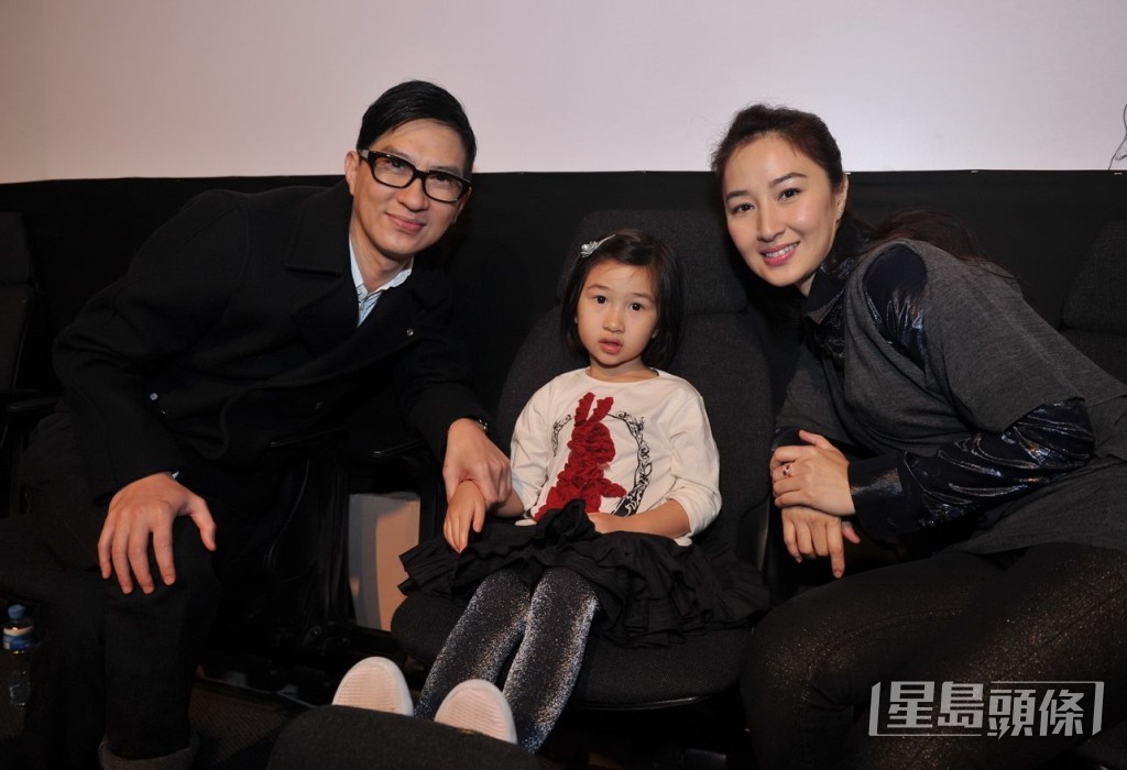 小時候囡囡張童好黐爸爸。