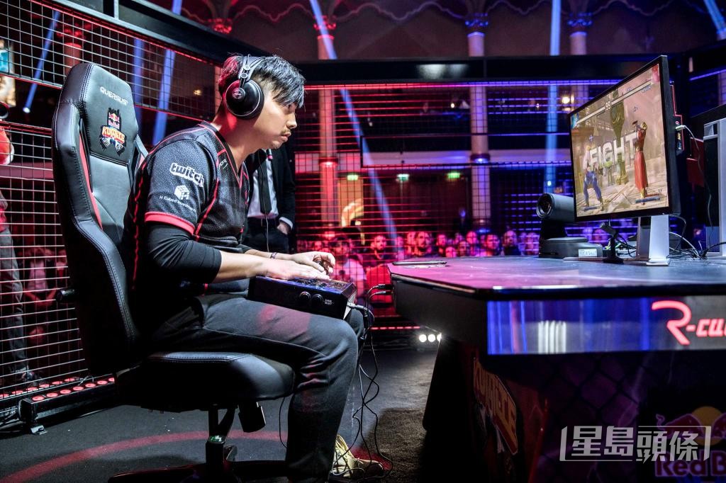 叶文豪屡次称霸Red Bull Kumite《街头霸王》港澳区赛。 Red Bull HK