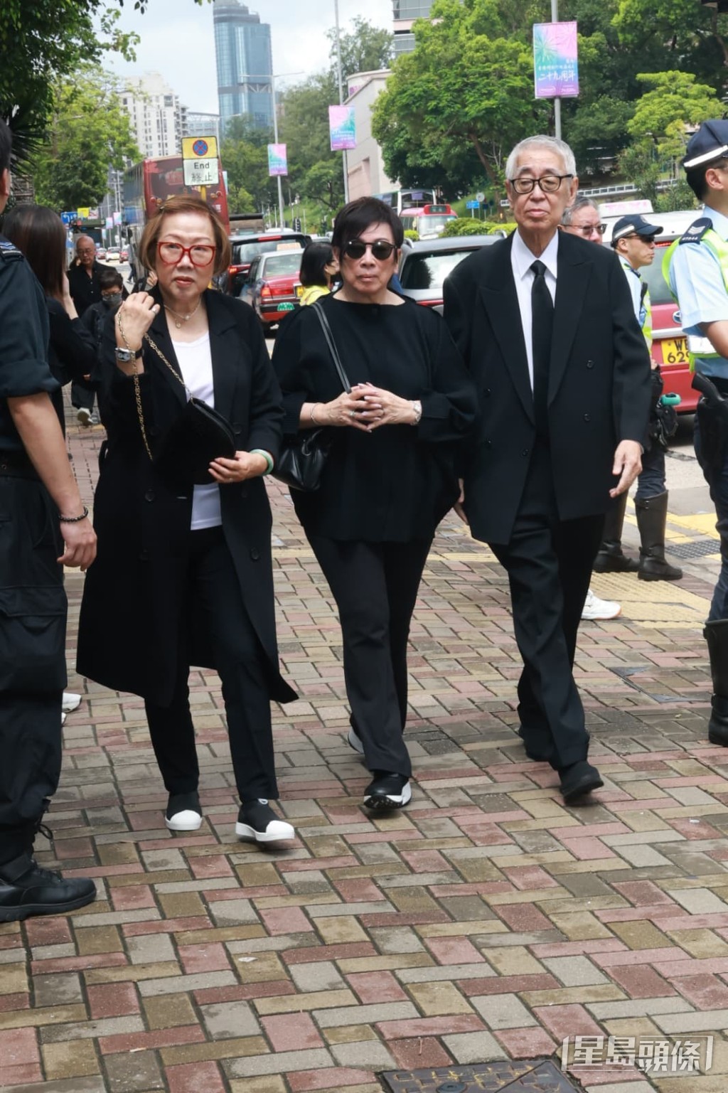 周梁淑怡（中）、蔡和平和太太