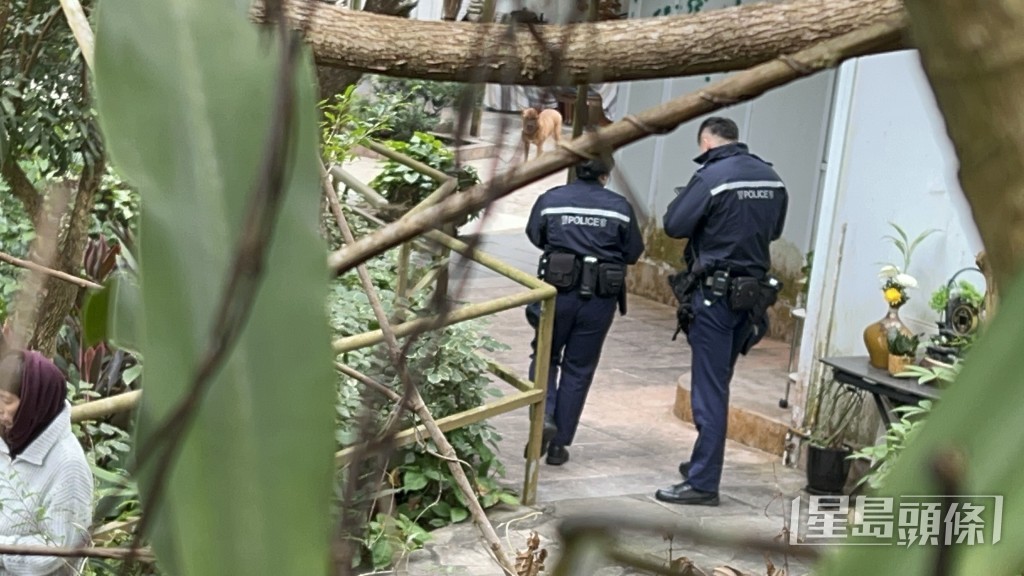 警員到場調查。楊偉亨攝 警員到場調查。楊偉亨攝