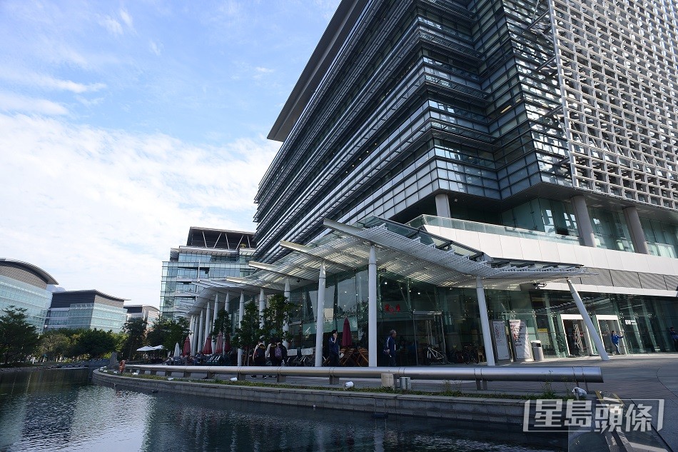 李家超表示，本港正全力發展成國際創科中心。資料圖片