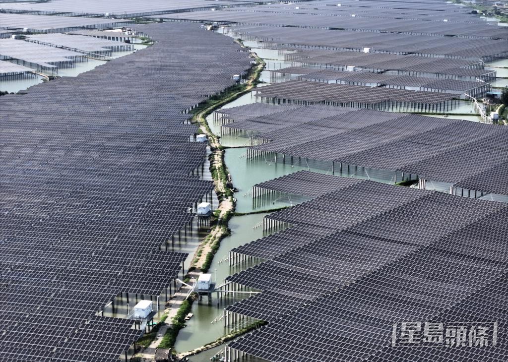 截至今年7月底，中國光伏發電裝機容量達到12.86億千瓦。 中新社