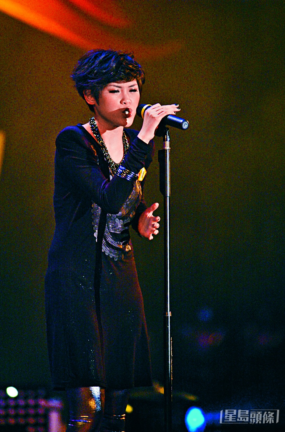 剛出道的陳蕾，是參加《亞洲星光大道》的選秀節目，曾獲第4名。