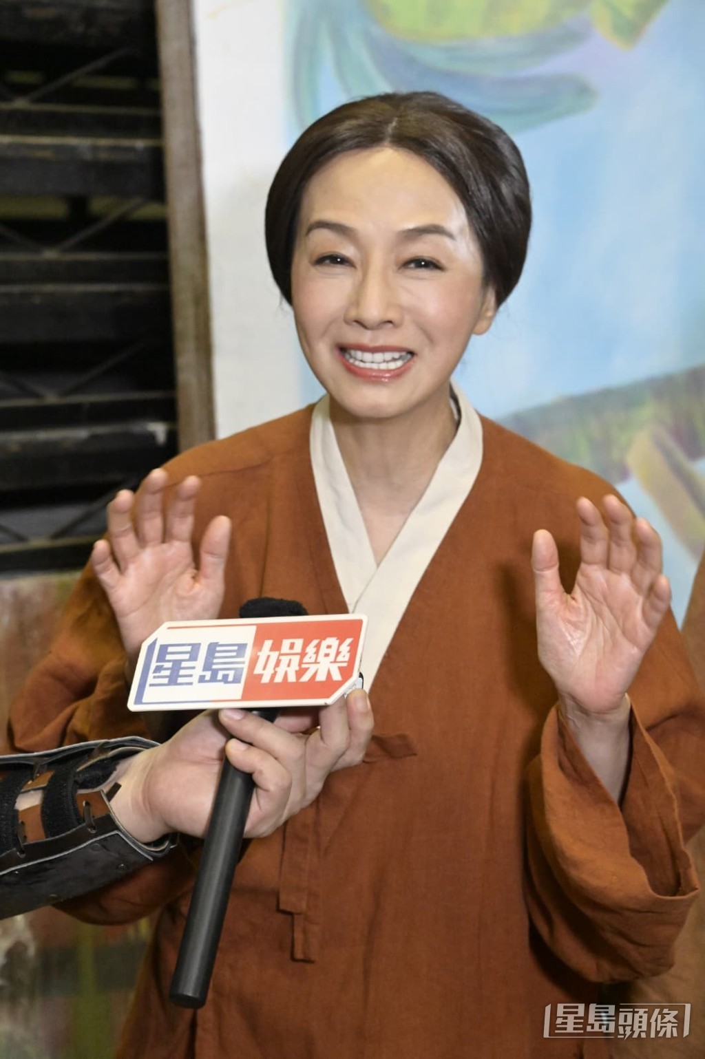 毛姐全力以赴。 毛姐全力以赴。