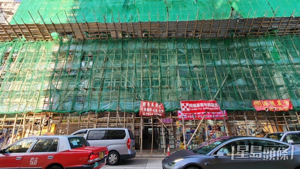 一名70歲男住戶被發現倒斃屋內，已死去一段時間。黃文威攝
