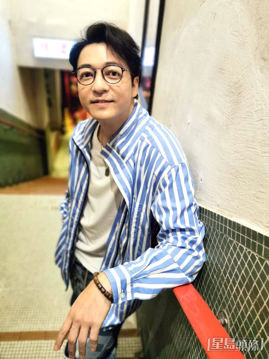 身為建築師的甘永傑對演藝感興趣。 身為建築師的甘永傑對演藝感興趣。