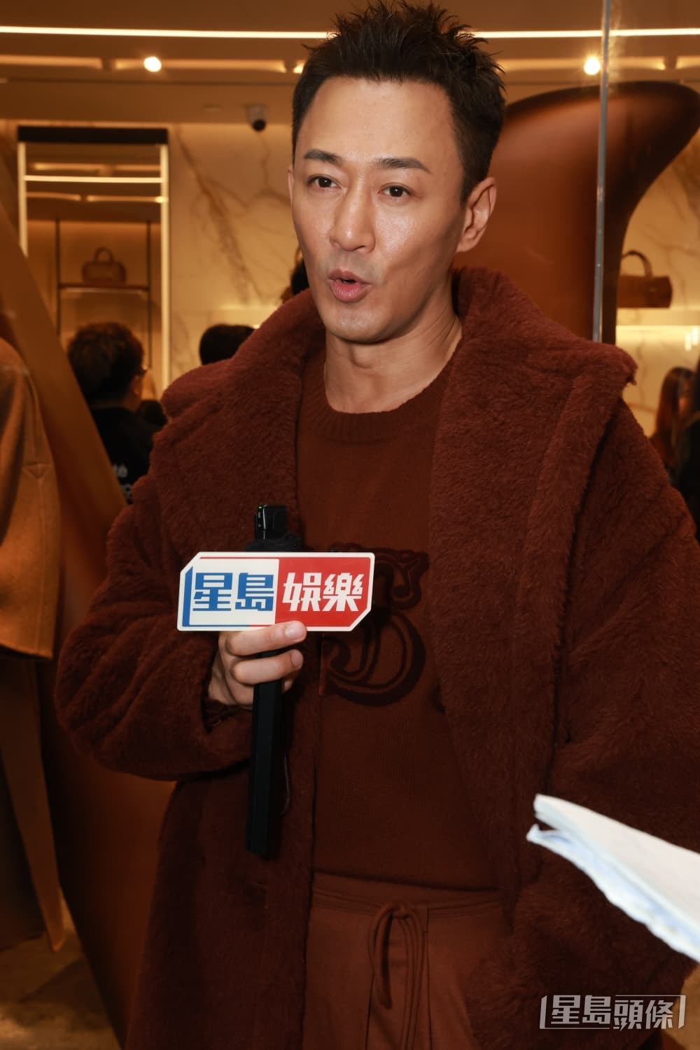 日內林峯出發前往泰國拍攝一部包含查案元素的港產片。