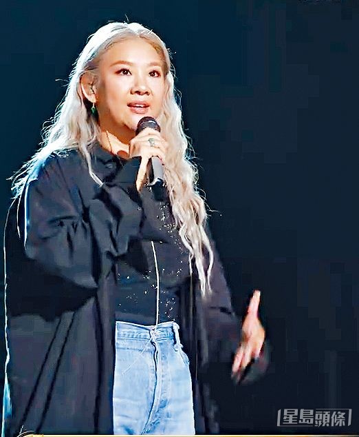 七師傅期待欣宜出山。 七師傅期待欣宜出山。