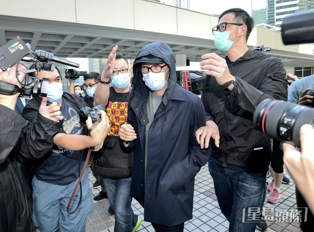 高等法院聆訊于文鳳向周星馳討7,000萬佣金案。 高等法院聆訊于文鳳向周星馳討7,000萬佣金案。