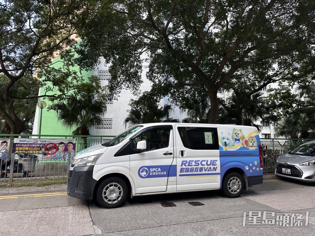 愛協人員到場。梁國峰攝